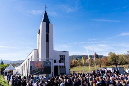 Read more: Drvar nakon 77 godina dobio novu crkvu