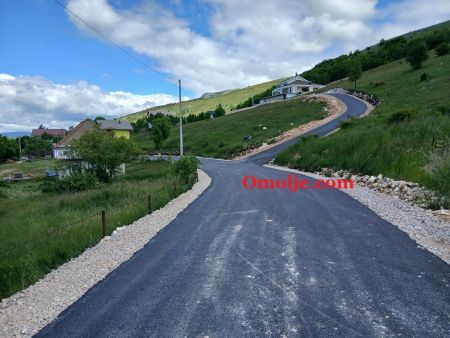 Read more: Završeno asfaltiranje ulica od Seonice do Crvenica i kroz Karačiće prema Studenoj