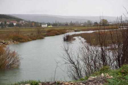 Read more: Pala veća količina kiše, protekla Ričina i pogašeni požari