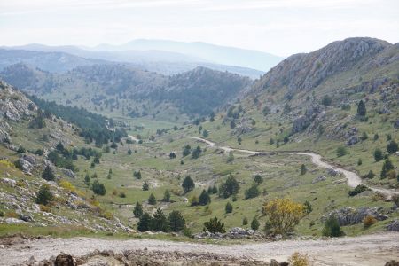 Read more: Šetnja novopobijenim putom prema Ljubincu