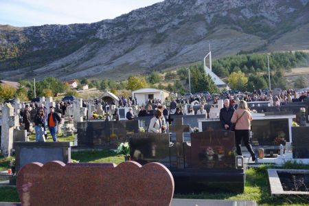 Read more: Posjeta grobljima Radoševina i Vukadinovu na Blagdan Svih svetih 