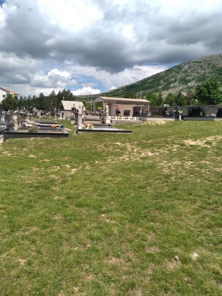 Read more: Do sad uplaćeno za održavnje groblja Radoševina
