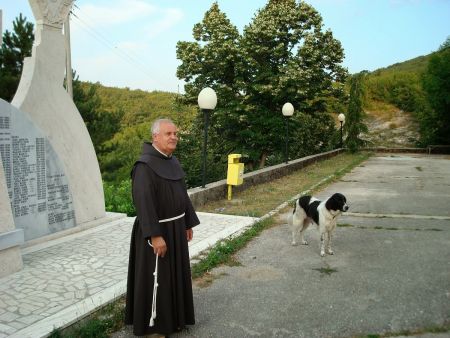 Read more: Umro fra Leonardo Hrkać, nekadašnji župnik u župi Seonica